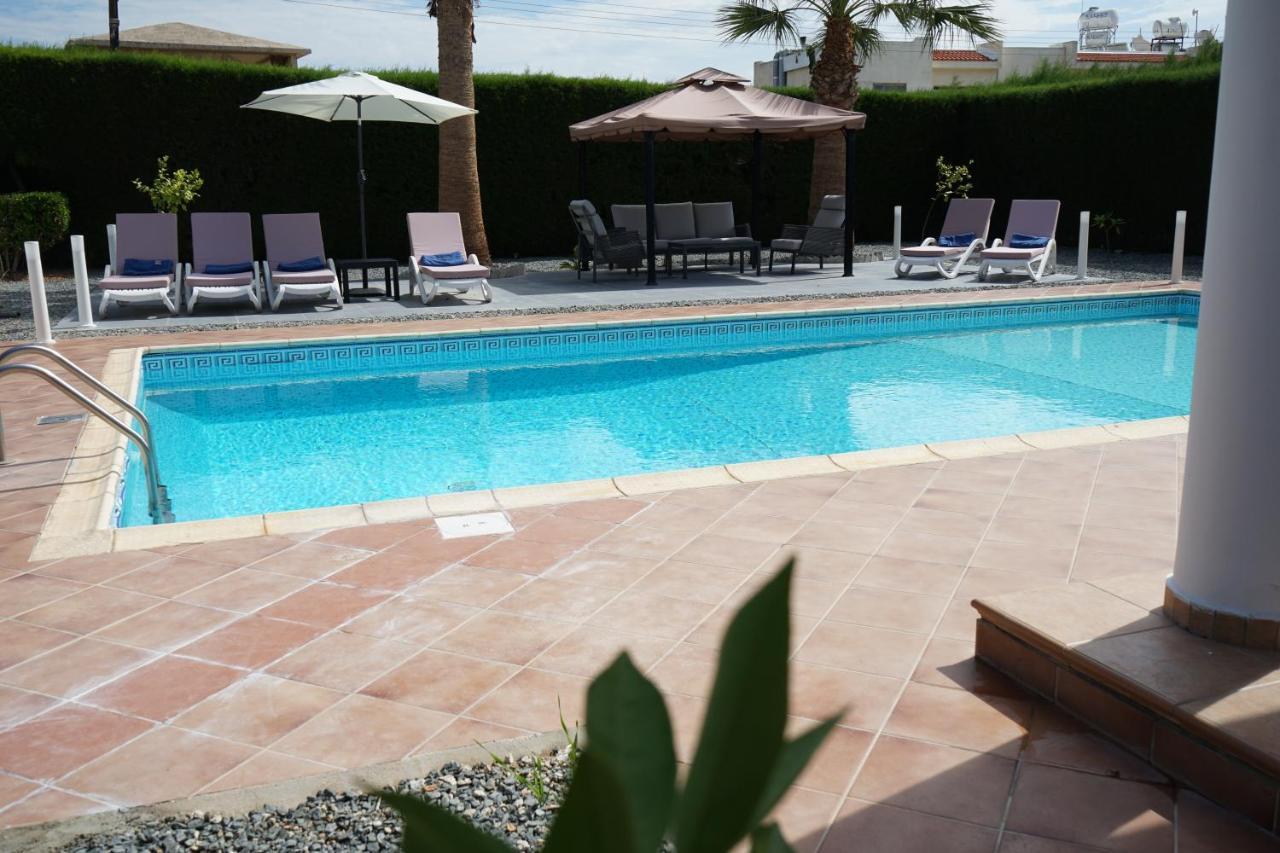 Villa Coral Cove Peyia Exterior photo