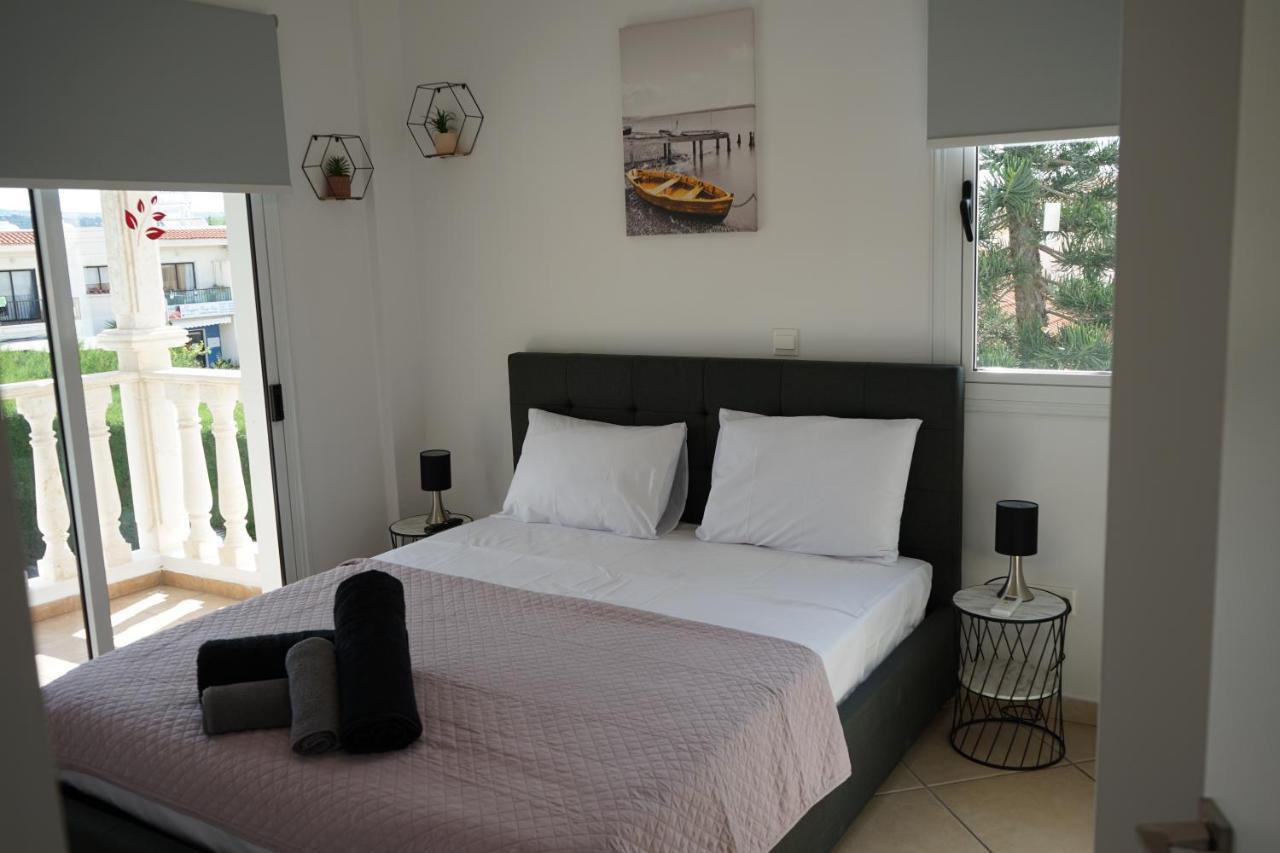 Villa Coral Cove Peyia Exterior photo